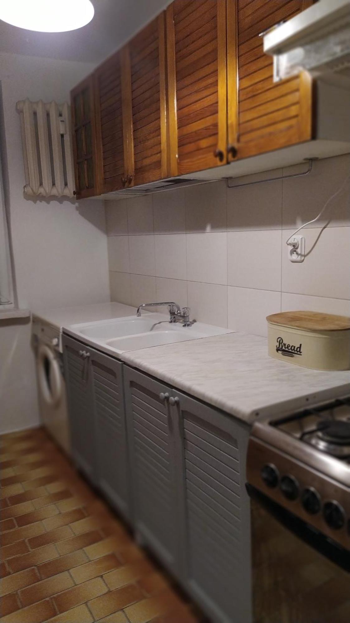 Uroczy Apartament Z Bezplatnych Parkingiem Warsawa Bagian luar foto